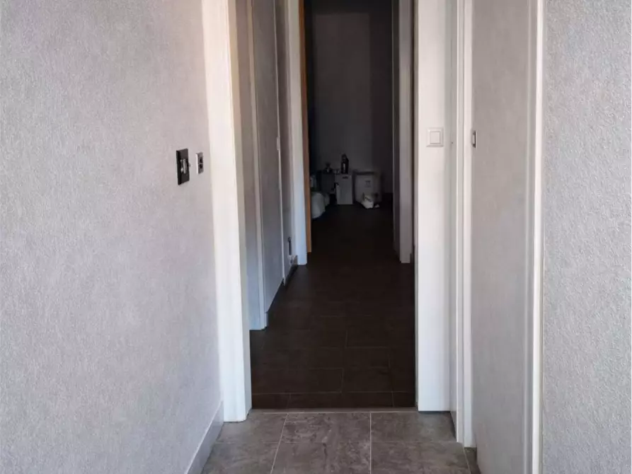 Immagine 12 di Appartamento in vendita  in Via Cascina Tremolada  11 a Veduggio Con Colzano