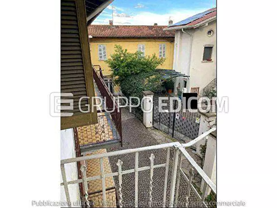 Immagine 3 di Appartamento in vendita  in Piazza patrioti a Taino