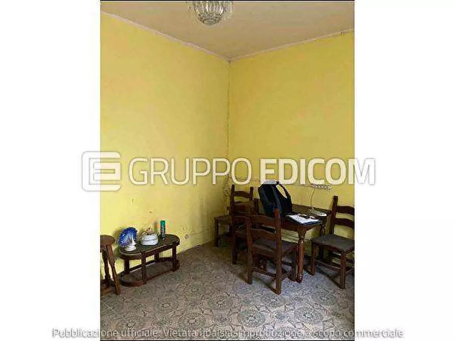 Immagine 8 di Appartamento in vendita  in Piazza patrioti a Taino