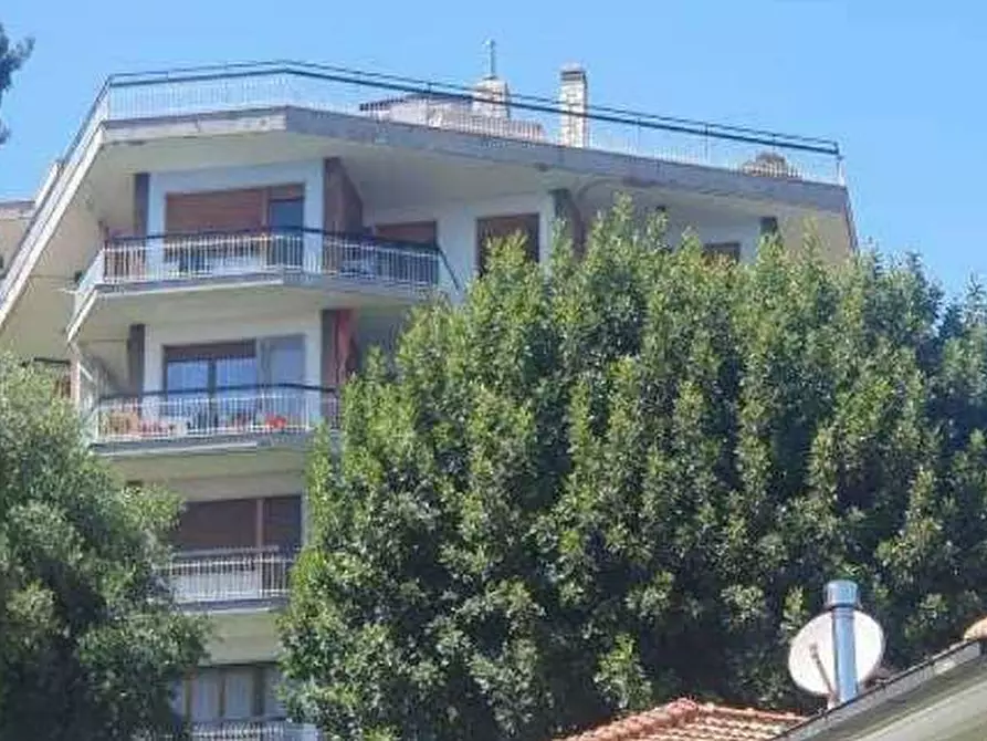 Immagine 1 di Appartamento in vendita  in Via Galileo Galilei  a San Remo