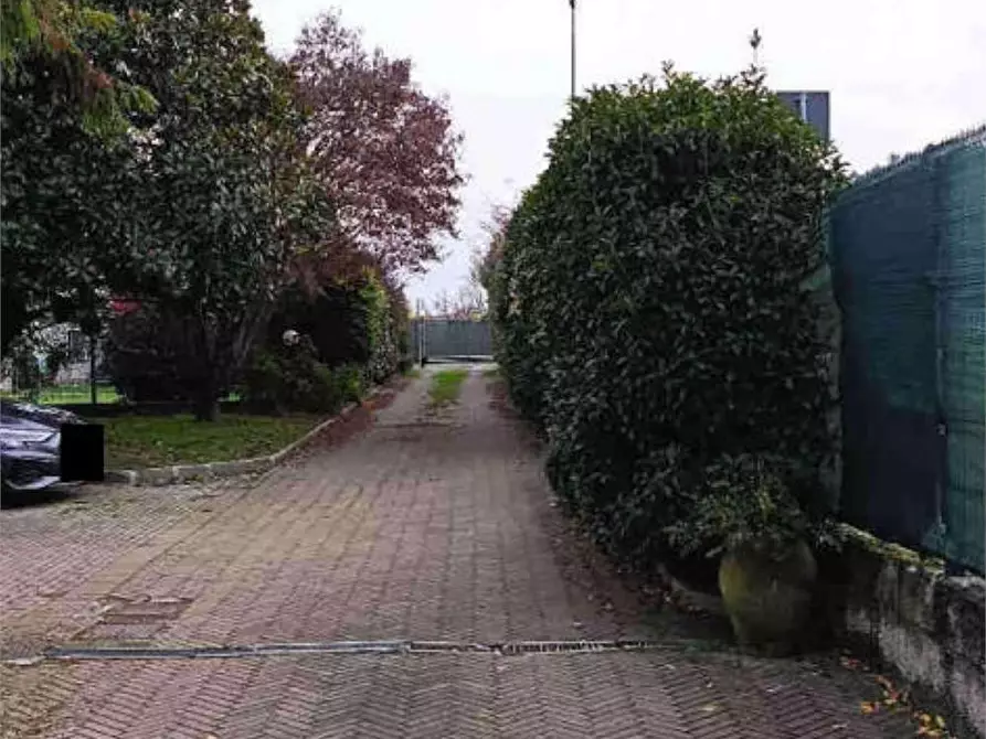 Immagine 3 di Appartamento in vendita  in Via don Enrico Locatelli 38 a Vergiate