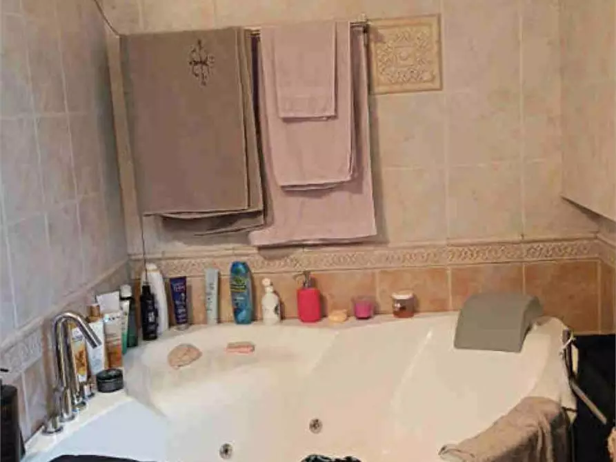 Immagine 17 di Appartamento in vendita  in Via don Enrico Locatelli 38 a Vergiate