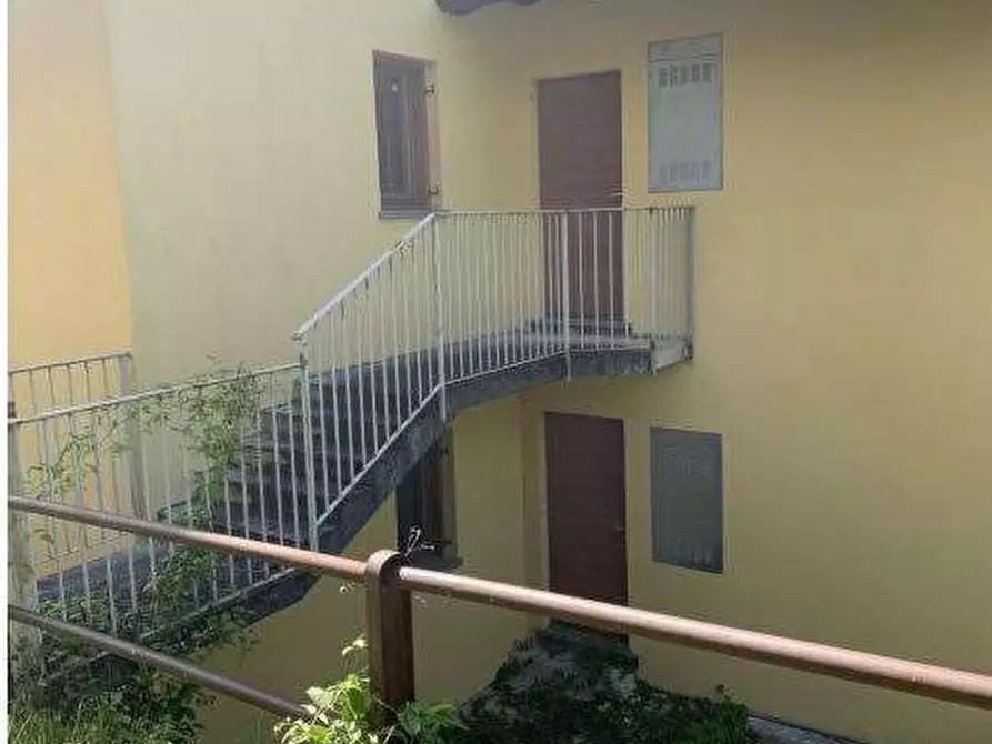 Immagine 1 di Appartamento in vendita  in Frazione Bugiallo-via bugiallo  a Sorico