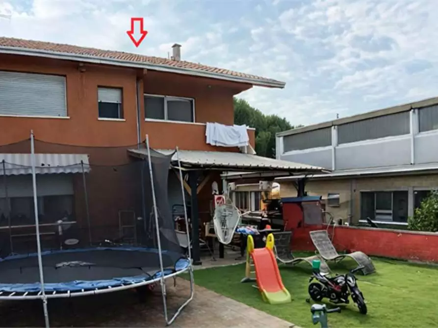 Immagine 2 di Appartamento in vendita  a Fagnano Olona