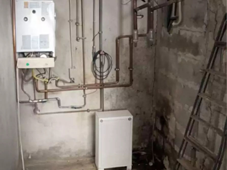 Immagine 19 di Appartamento in vendita  a Fagnano Olona