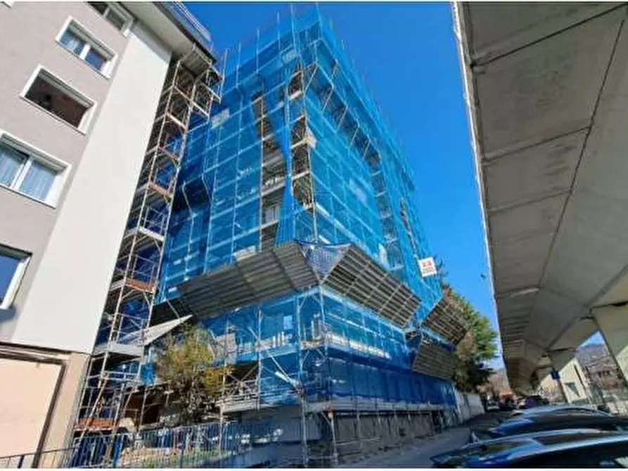 Immagine 1 di Appartamento in vendita  in Via vittorio veneto 44 a Sesto Calende