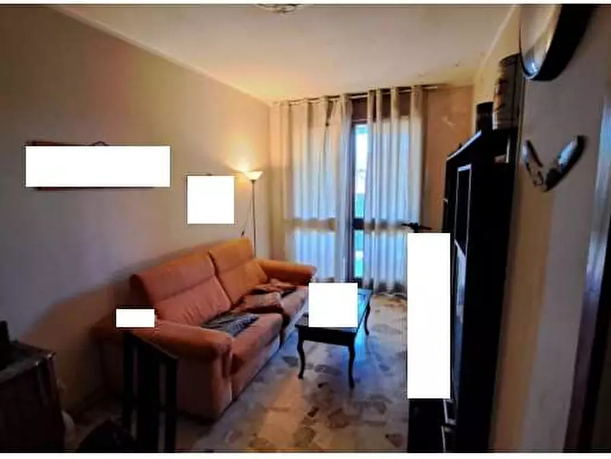 Immagine 2 di Appartamento in vendita  in Via vittorio veneto 44 a Sesto Calende