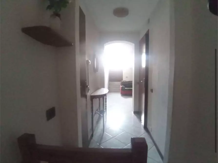 Immagine 4 di Appartamento in vendita  in Via IV Novembre 2 a Guanzate