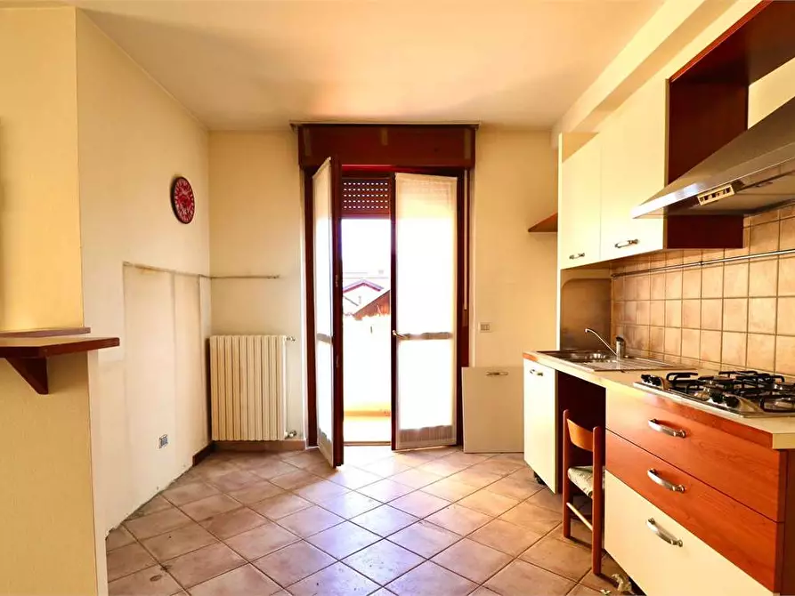 Immagine 17 di Appartamento in vendita  in Via Luigi Cadorna 11 a Melegnano