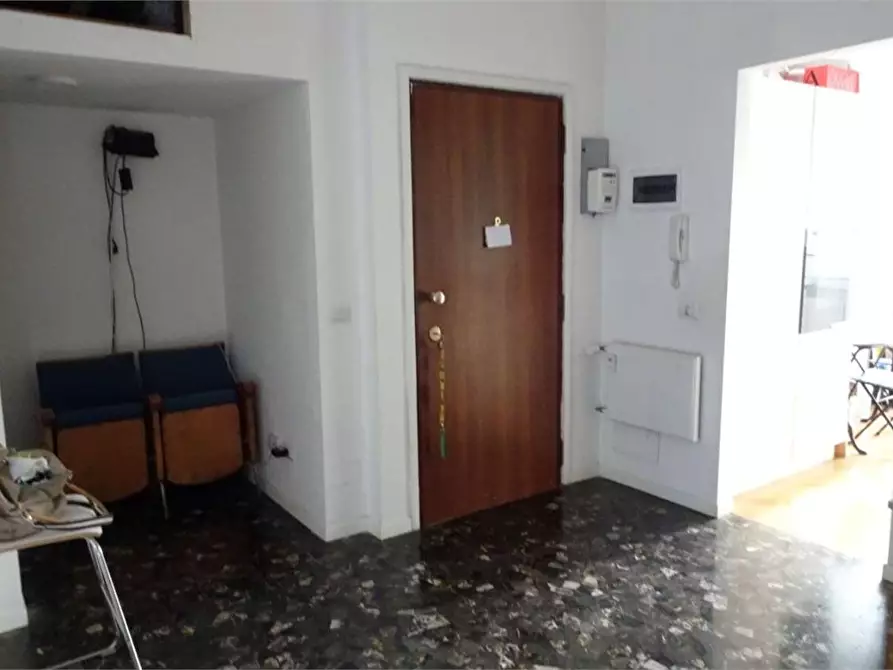 Immagine 9 di Appartamento in vendita  in Via Anco Marzio 2 a Milano