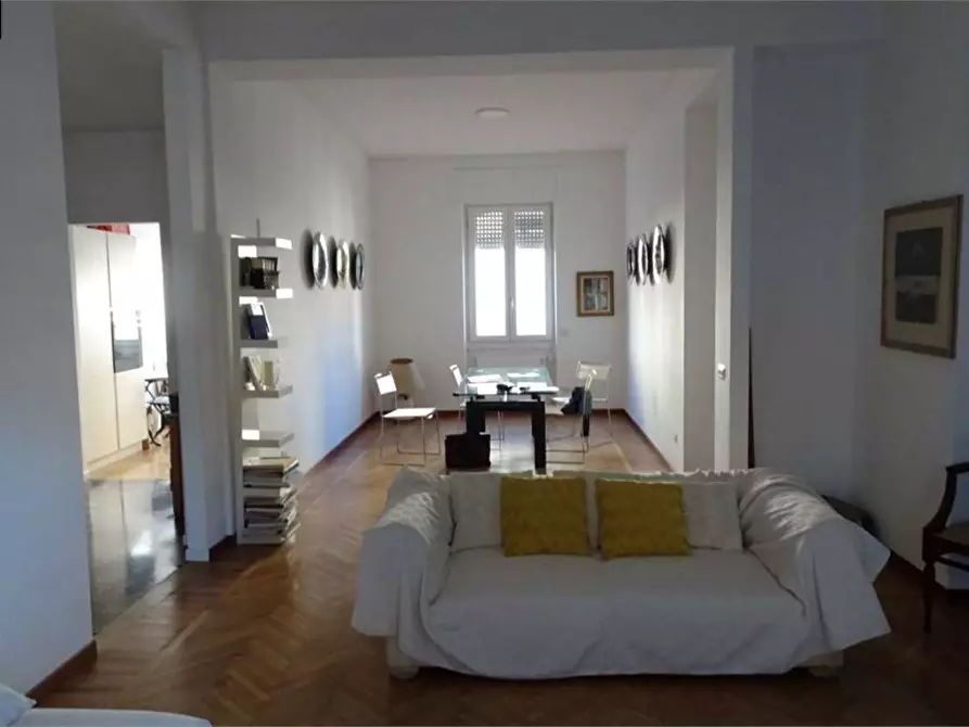 Immagine 12 di Appartamento in vendita  in Via Anco Marzio 2 a Milano