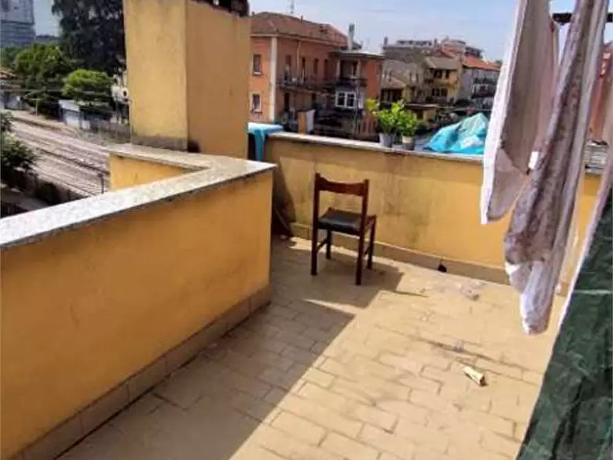 Immagine 19 di Appartamento in vendita  in Via Curtatone 48 a Legnano