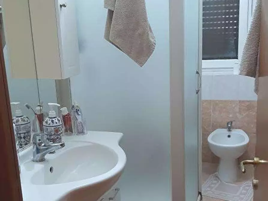 Immagine 8 di Appartamento in vendita  in Via vecchia per solaro 33 a Saronno