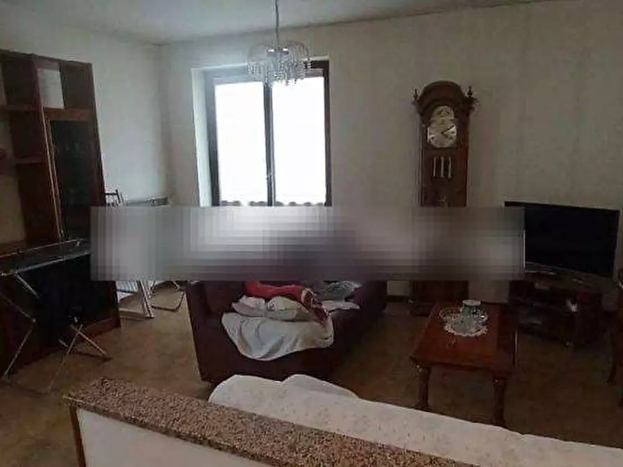 Immagine 2 di Appartamento in vendita  in Via pio xi 60 a Caronno Pertusella