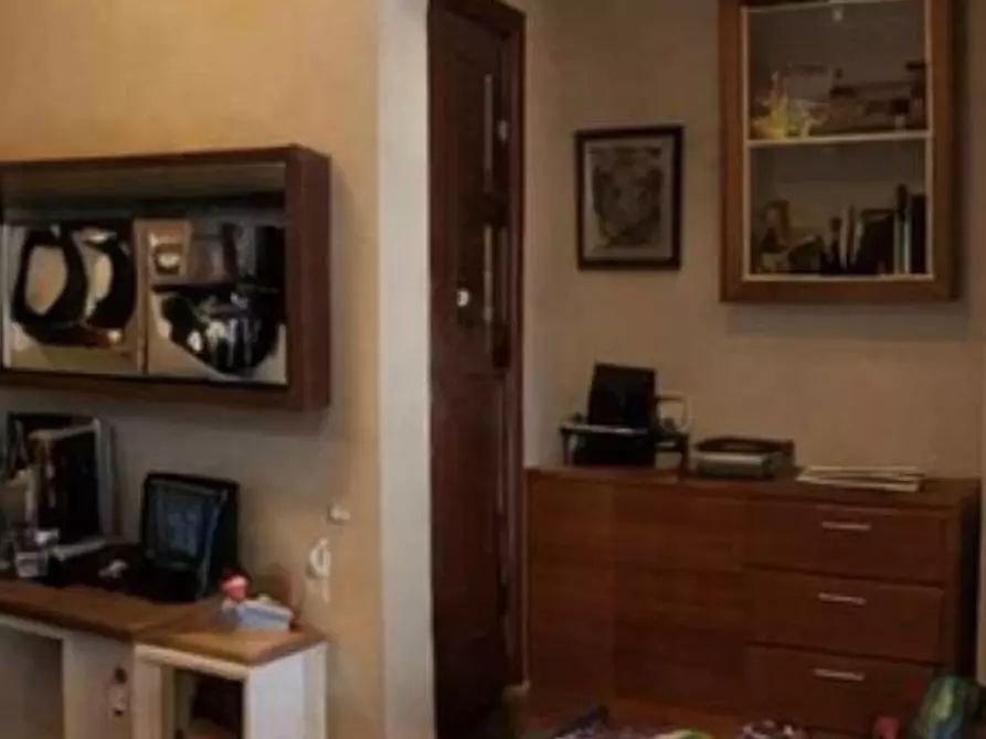 Immagine 10 di Appartamento in vendita  in Via Montello,  15 a Pessano Con Bornago