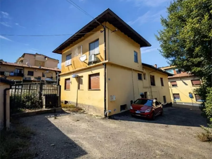 Immagine 5 di Appartamento in vendita  in Via della torre  21 a Arsago Seprio