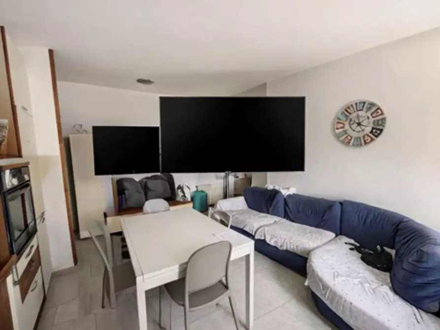 Immagine 13 di Appartamento in vendita  in Via della torre  21 a Arsago Seprio