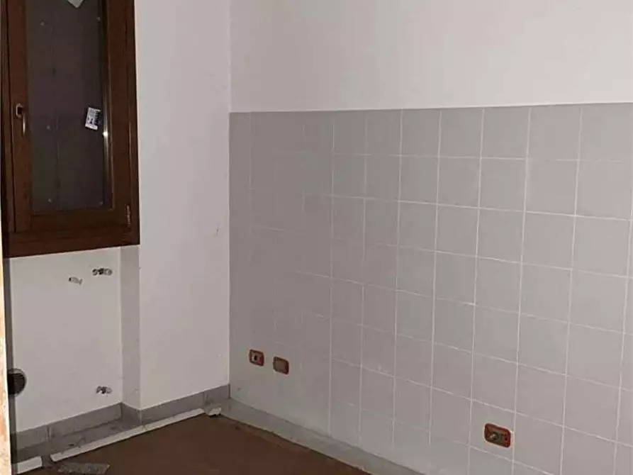 Immagine 3 di Villa in vendita  in Via Alessandro Manzoni 7A a Besnate