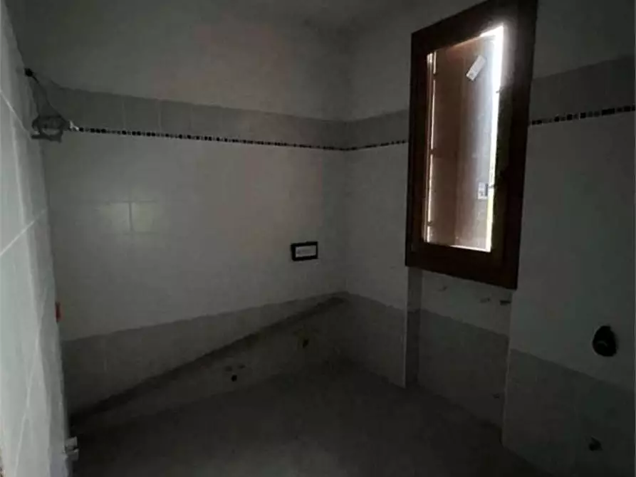 Immagine 6 di Villa in vendita  in Via Alessandro Manzoni 7A a Besnate