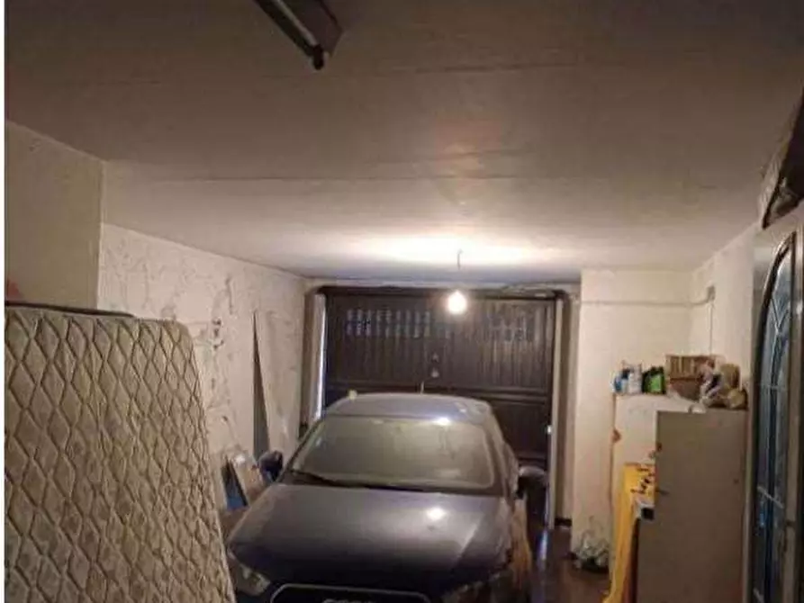 Immagine 14 di Appartamento in vendita  a Uggiate-Trevano