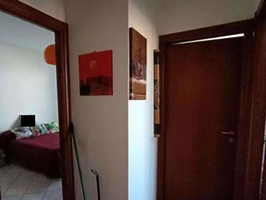 Immagine 5 di Appartamento in vendita  a Uggiate-Trevano