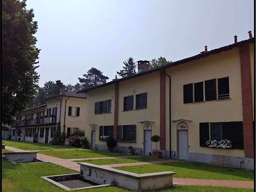 Immagine 4 di Villetta a schiera in vendita  in Via molino sesto giovane 11 a Villasanta