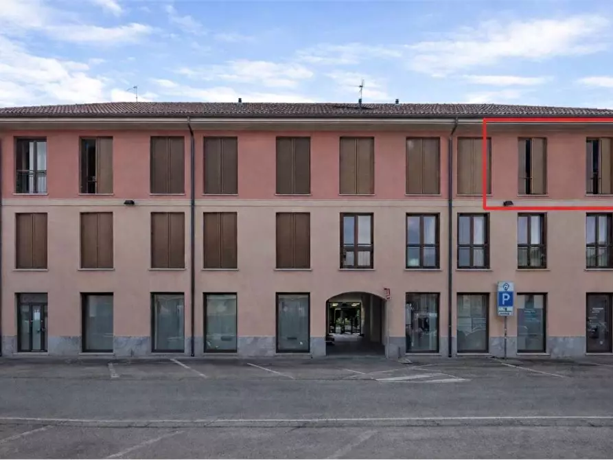 Immagine 2 di Appartamento in vendita  in Piazza giuseppe mazzini 5 a Dairago
