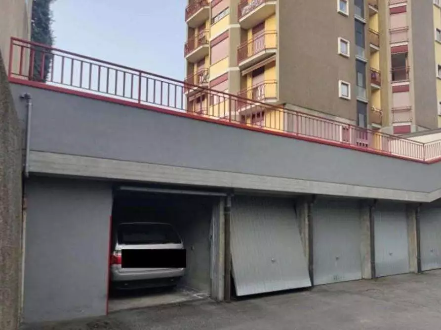 Immagine 2 di Appartamento in vendita  in Corso XXV Aprile 26 a Erba