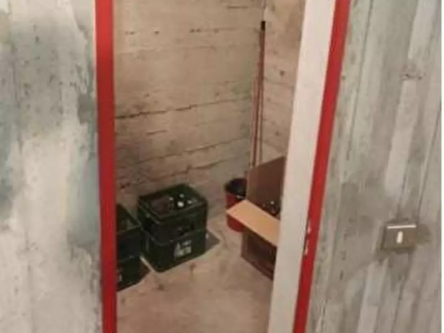 Immagine 4 di Appartamento in vendita  in Corso XXV Aprile 26 a Erba