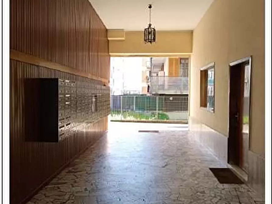 Immagine 4 di Appartamento in vendita  a Milano