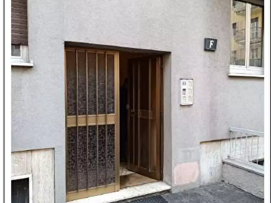 Immagine 7 di Appartamento in vendita  a Milano