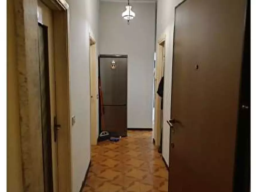 Immagine 9 di Appartamento in vendita  a Milano