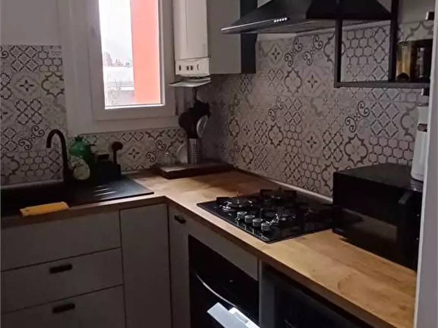 Immagine 9 di Appartamento in affitto  in via Roccolo 34 a Laveno-Mombello