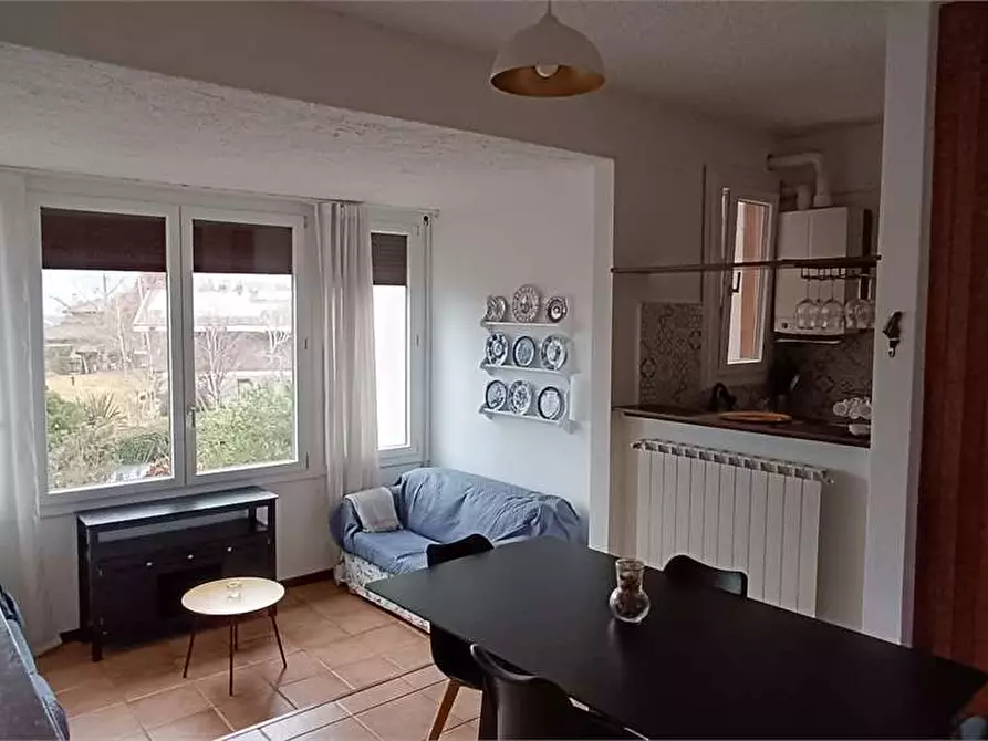 Immagine 3 di Appartamento in affitto  in via Roccolo 34 a Laveno-Mombello