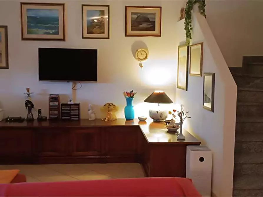 Immagine 24 di Villetta a schiera in vendita  in via Montegrappa a Bardello