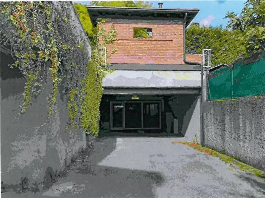 Immagine 9 di Appartamento in vendita  in Via Cav. A. Brusa 34/A a Malnate