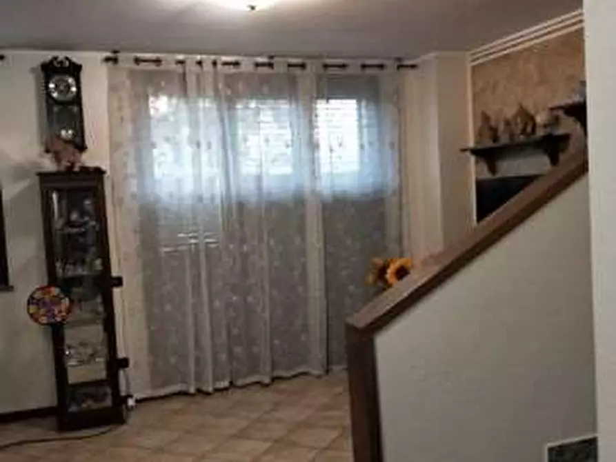 Immagine 9 di Appartamento in vendita  in Via San Francesco 5 a Jerago Con Orago