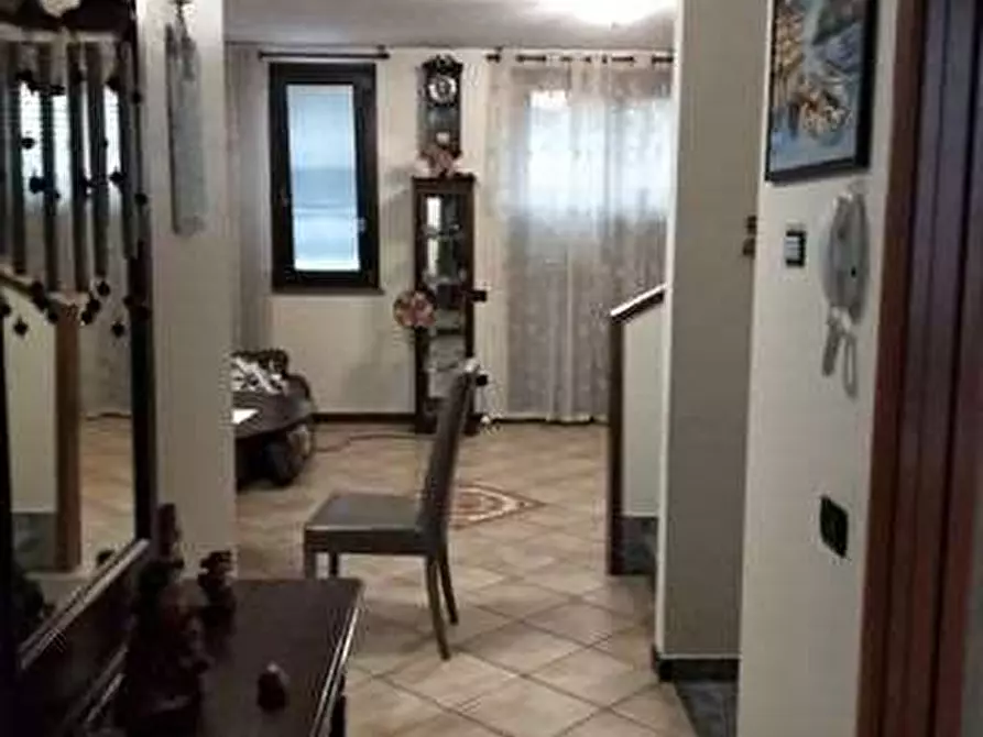 Immagine 11 di Appartamento in vendita  in Via San Francesco 5 a Jerago Con Orago