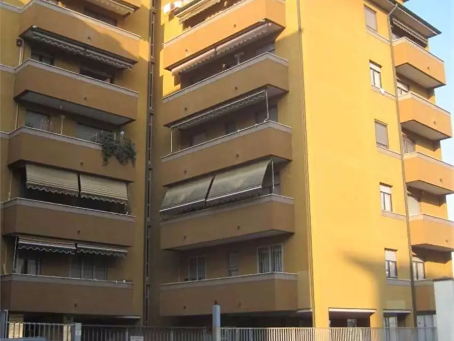 Immagine 1 di Appartamento in vendita  in Via Galileo Galilei 4 a Abbiategrasso