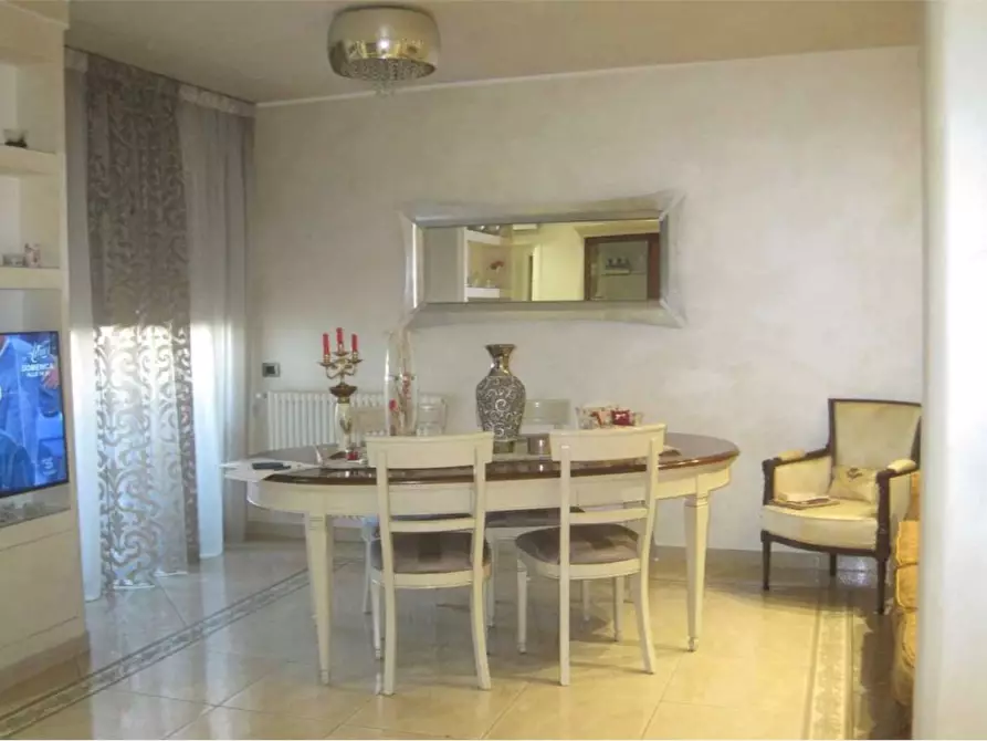 Immagine 10 di Appartamento in vendita  in Via Galileo Galilei 4 a Abbiategrasso