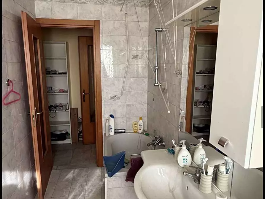 Immagine 23 di Appartamento in vendita  in Viale Leonardo da Vinci 90D a Trezzano Sul Naviglio