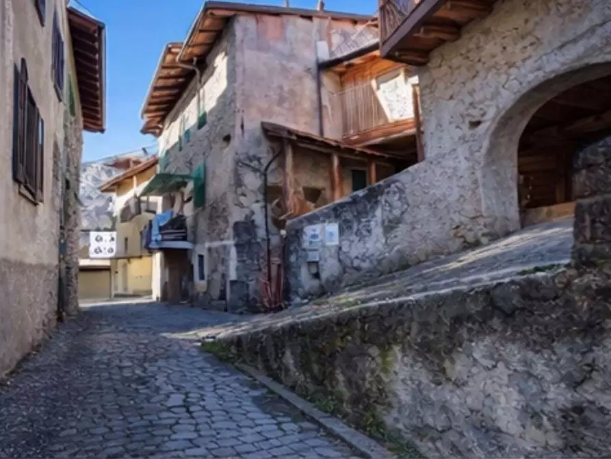 Immagine 3 di Appartamento in vendita  in Frazione Tuenno, via Snao 47 a Ville D'anaunia