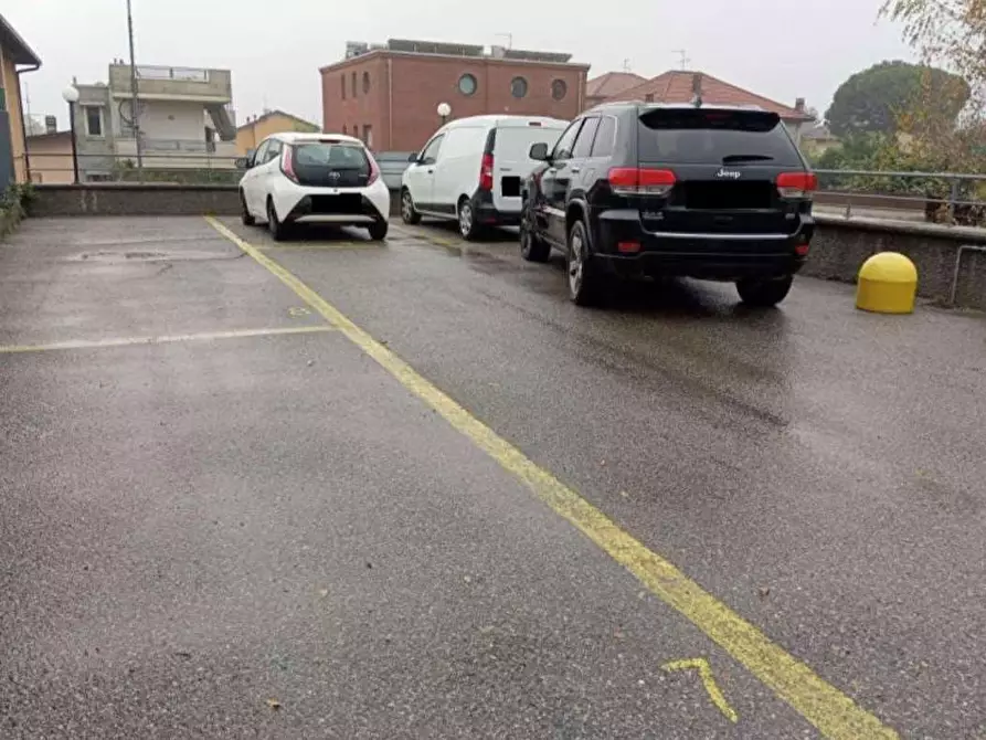 Immagine 6 di Appartamento in vendita  in Via Lombardia  56 a Albese Con Cassano