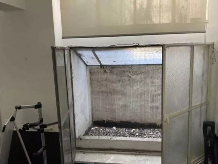 Immagine 25 di Stabile in vendita  in Via Ariberto 21 a Milano