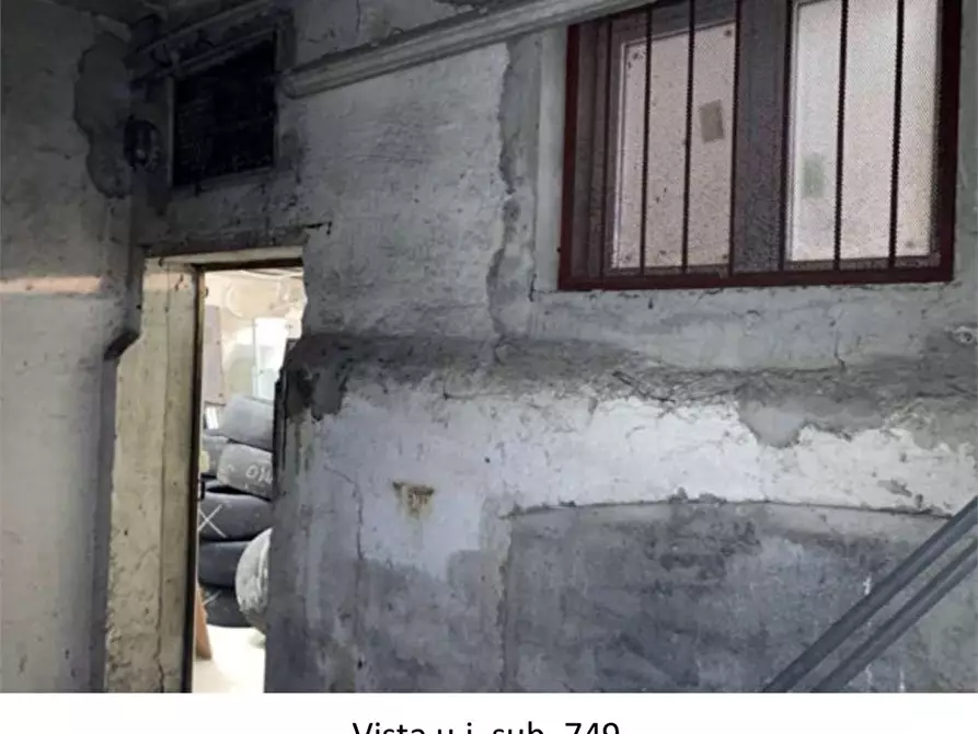 Immagine 39 di Stabile in vendita  in Via Ariberto 21 a Milano