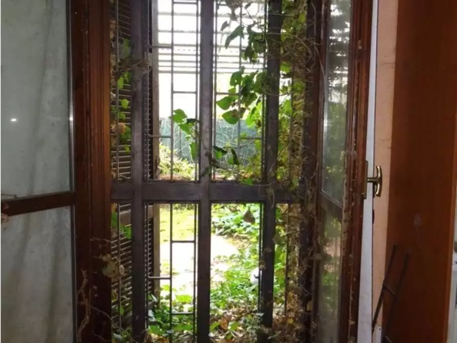 Immagine 11 di Villetta a schiera in vendita  in Via delle Ortensie 33 a Inzago