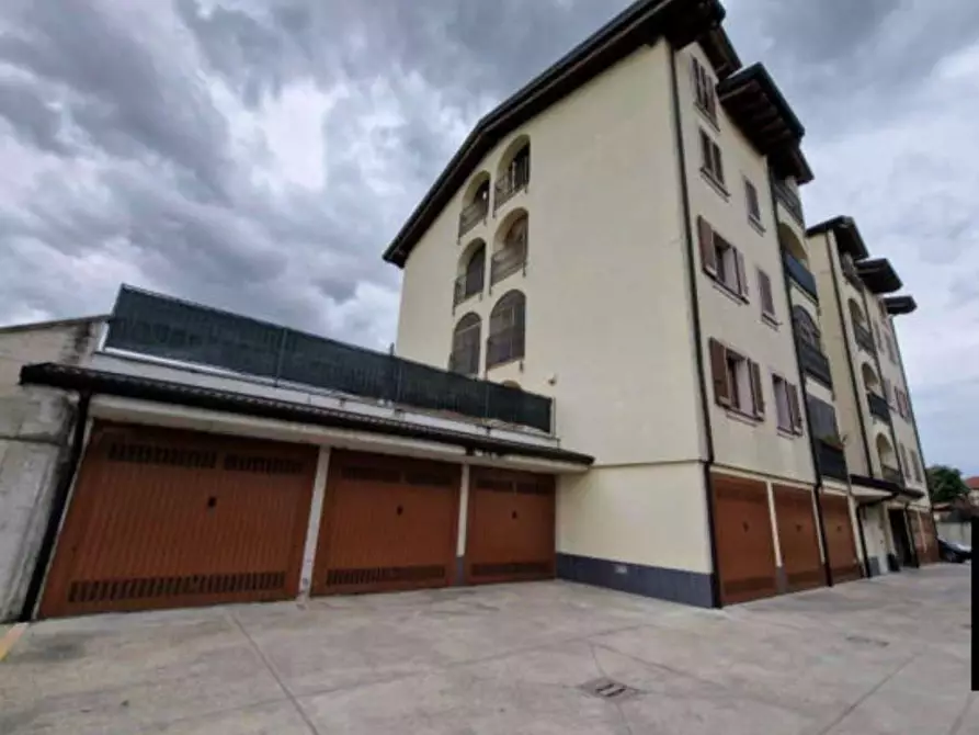 Immagine 1 di Appartamento in vendita  in Via Salerano 45 a San Zenone Al Lambro