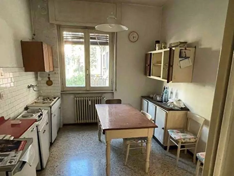 Immagine 5 di Appartamento in vendita  in Via Cardano,  3/4 a Como