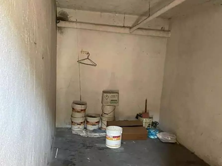 Immagine 14 di Appartamento in vendita  in Via Cardano,  3/4 a Como