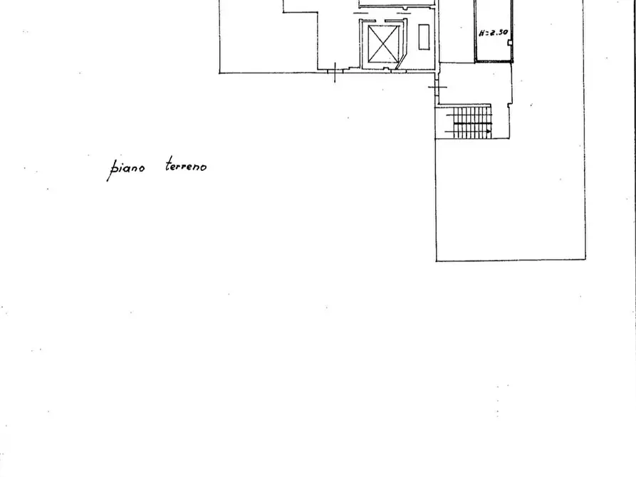 Immagine 16 di Appartamento in vendita  in Via Cardano,  3/4 a Como